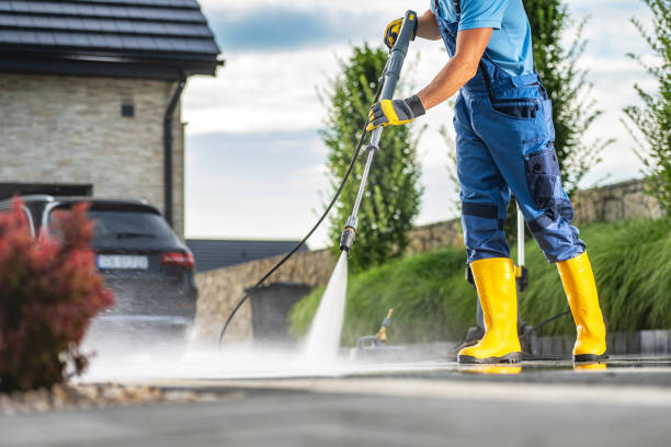 Best Driveway Pressure Washing  in Decherd, TN